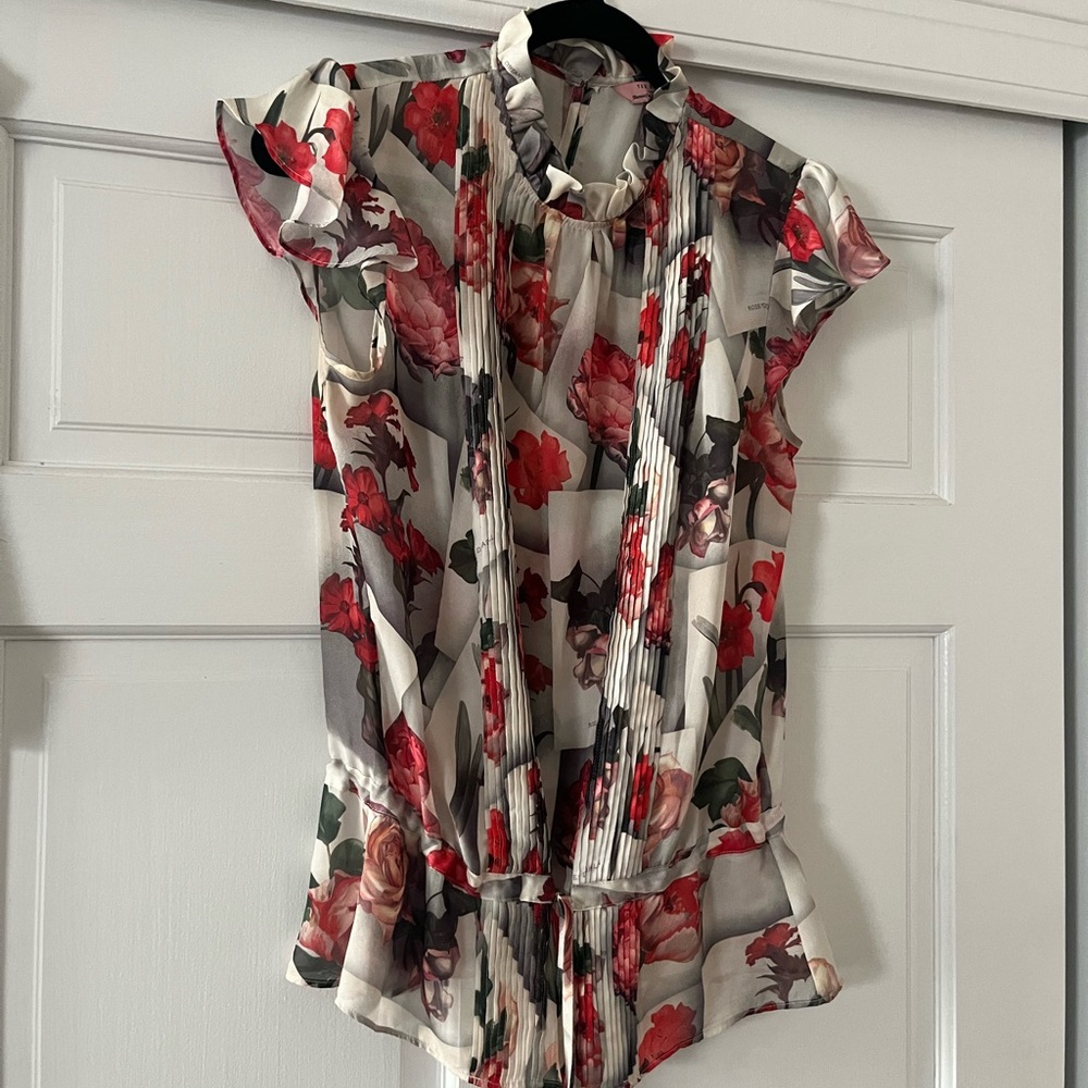 Ted Baker Rose Floral Silk Blend top size S